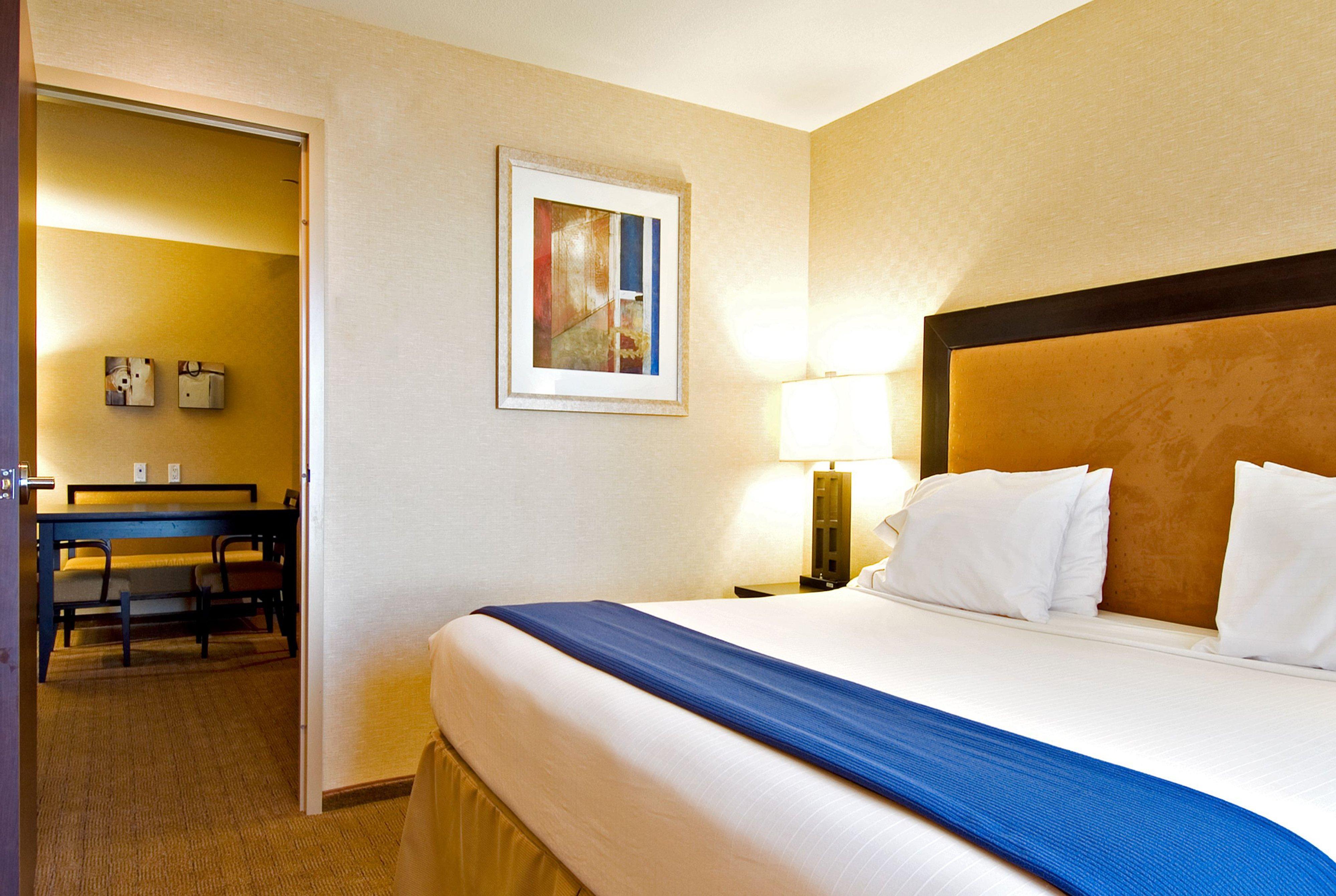 Holiday Inn Express & Suites Riverport Richmond By Ihg Zewnętrze zdjęcie
